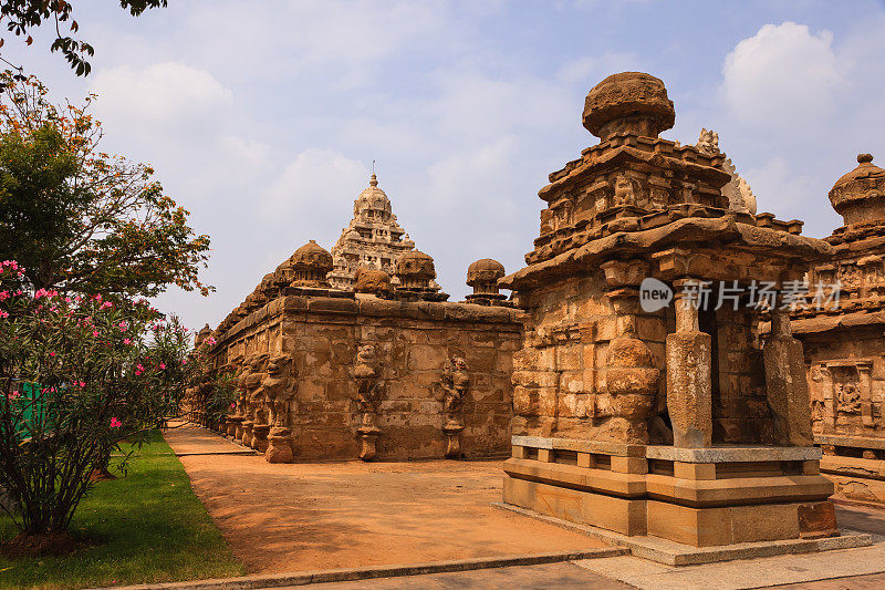 Kanchipuram，印度- Kailasanathar寺庙，外墙和神社